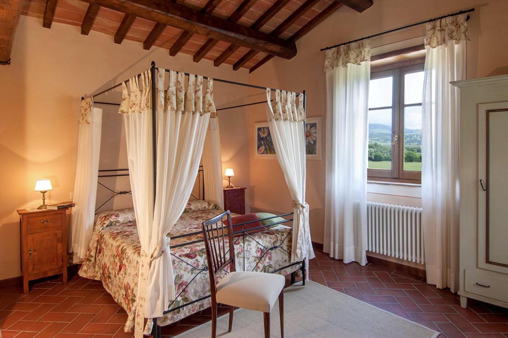 Agriturismo Toskana; Ferienhaus mit 4 Ferienwohnungen als Gruppenunterkunft