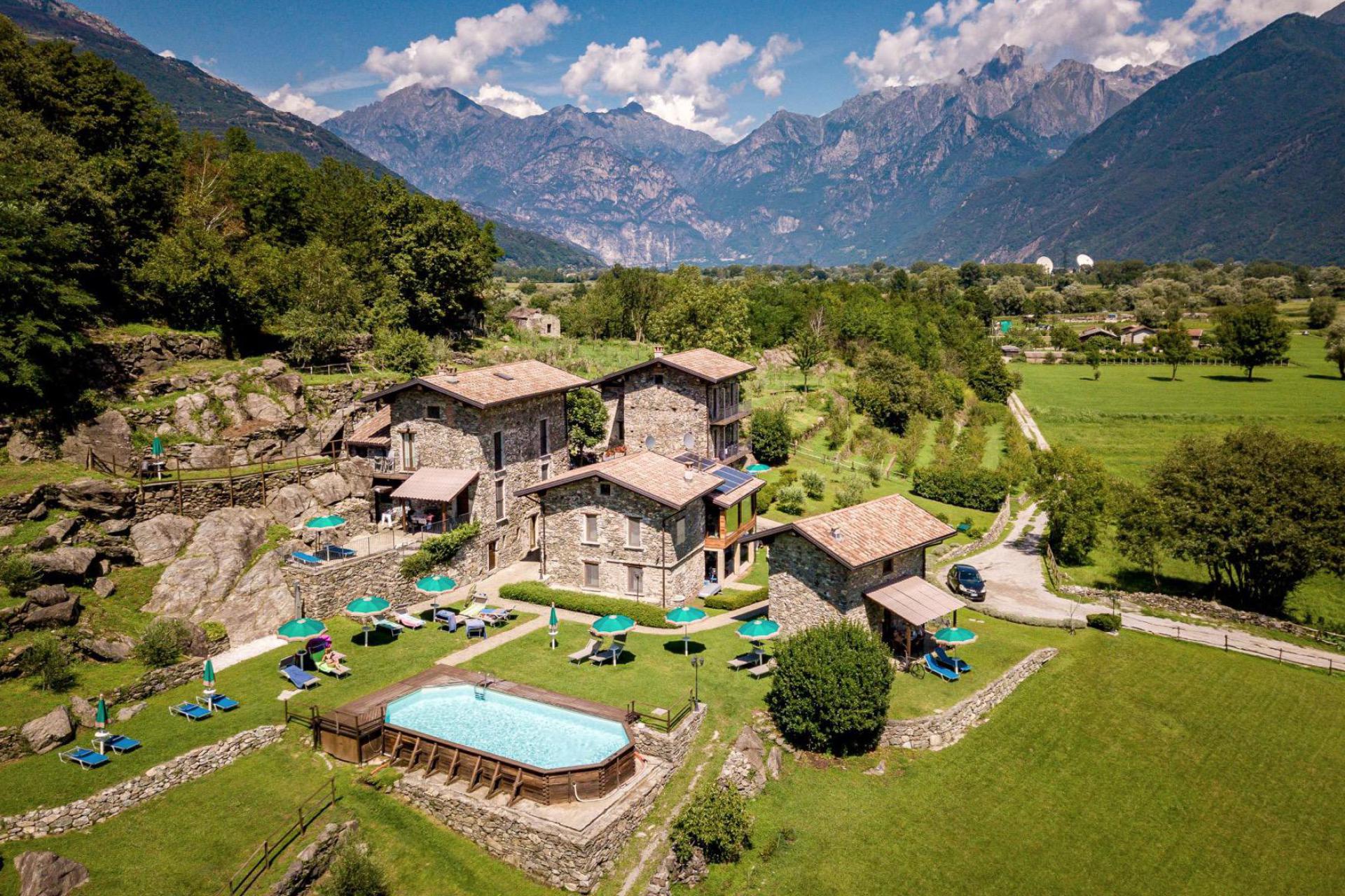 Typischer Agriturismo mit Ferienhaus und FeWo in der Nähe von Comer See