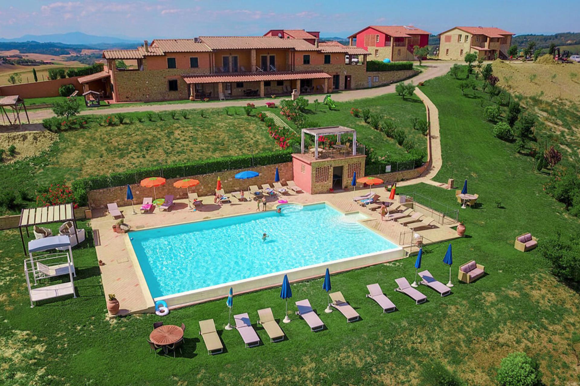 Ferienwohnungen auf Agriturismo Toskana mit Pool und Panoramablick