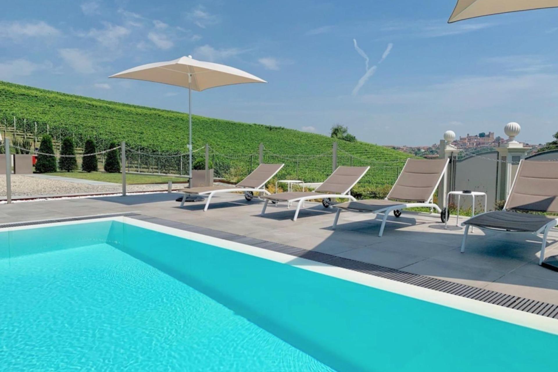 Charmantes Agriturismo mit Pool im Piemont