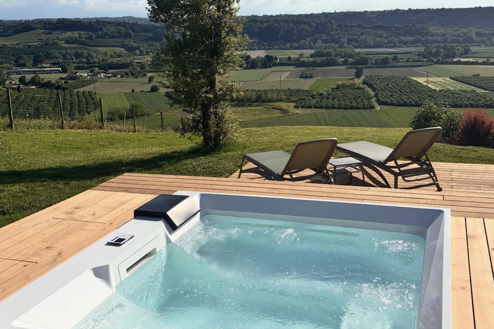 Charmanter Agriturismo in der Langhe mit Pool und Wellness