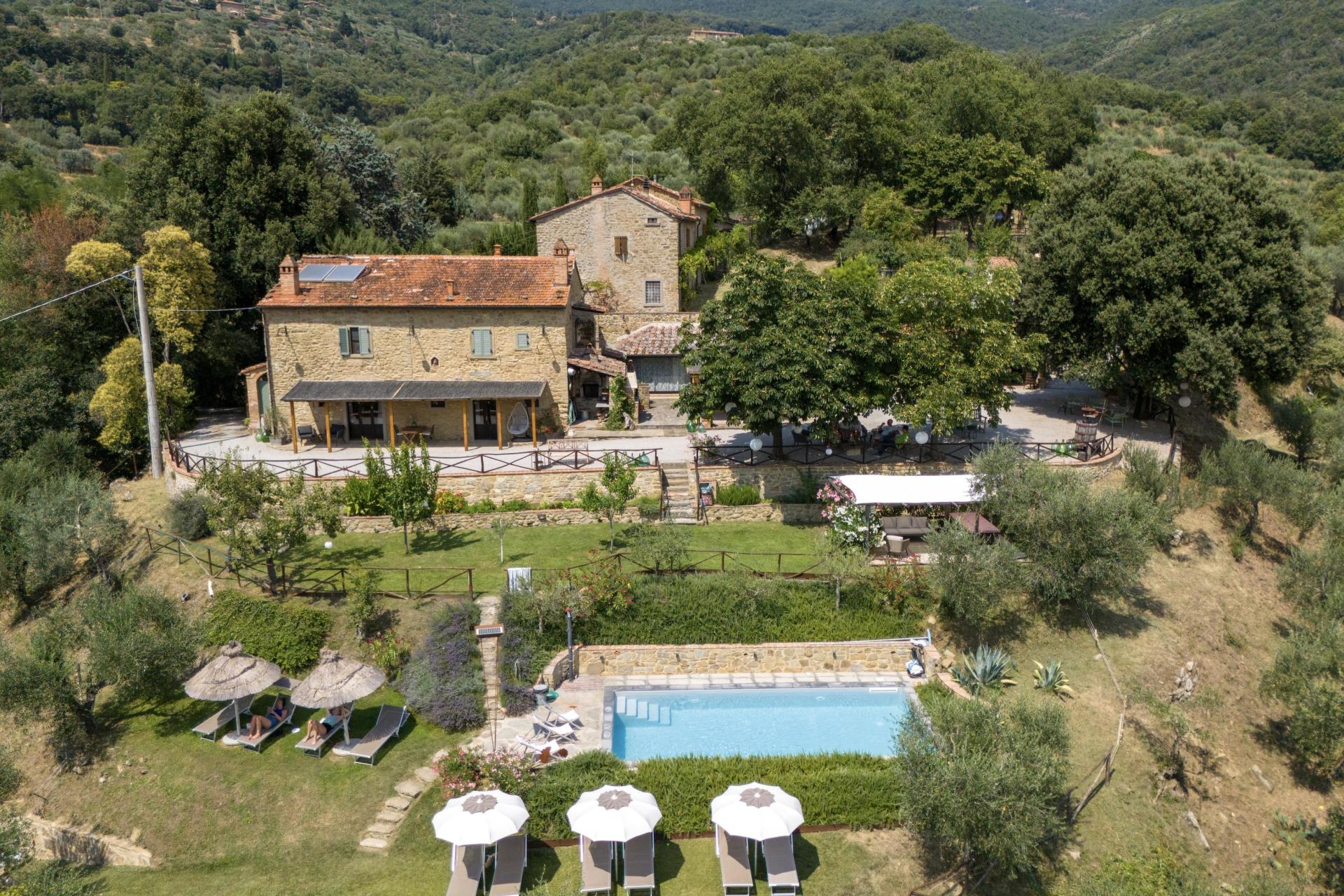 Kleiner Agriturismo nahe Cortona mit Pool und weiter Aussicht