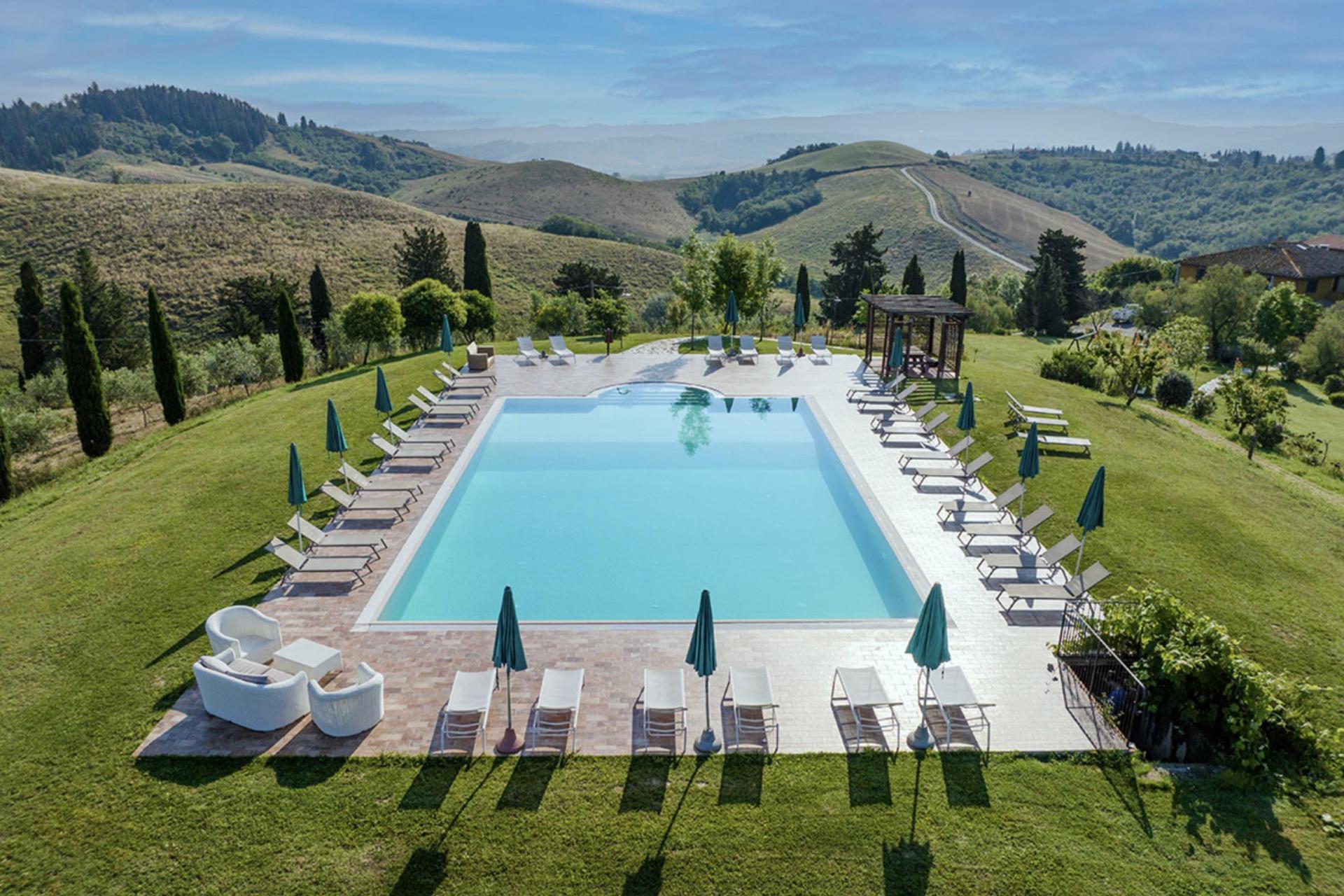 Agriturismo Toskana mit grandiosem Blick und Ferienwohnungen