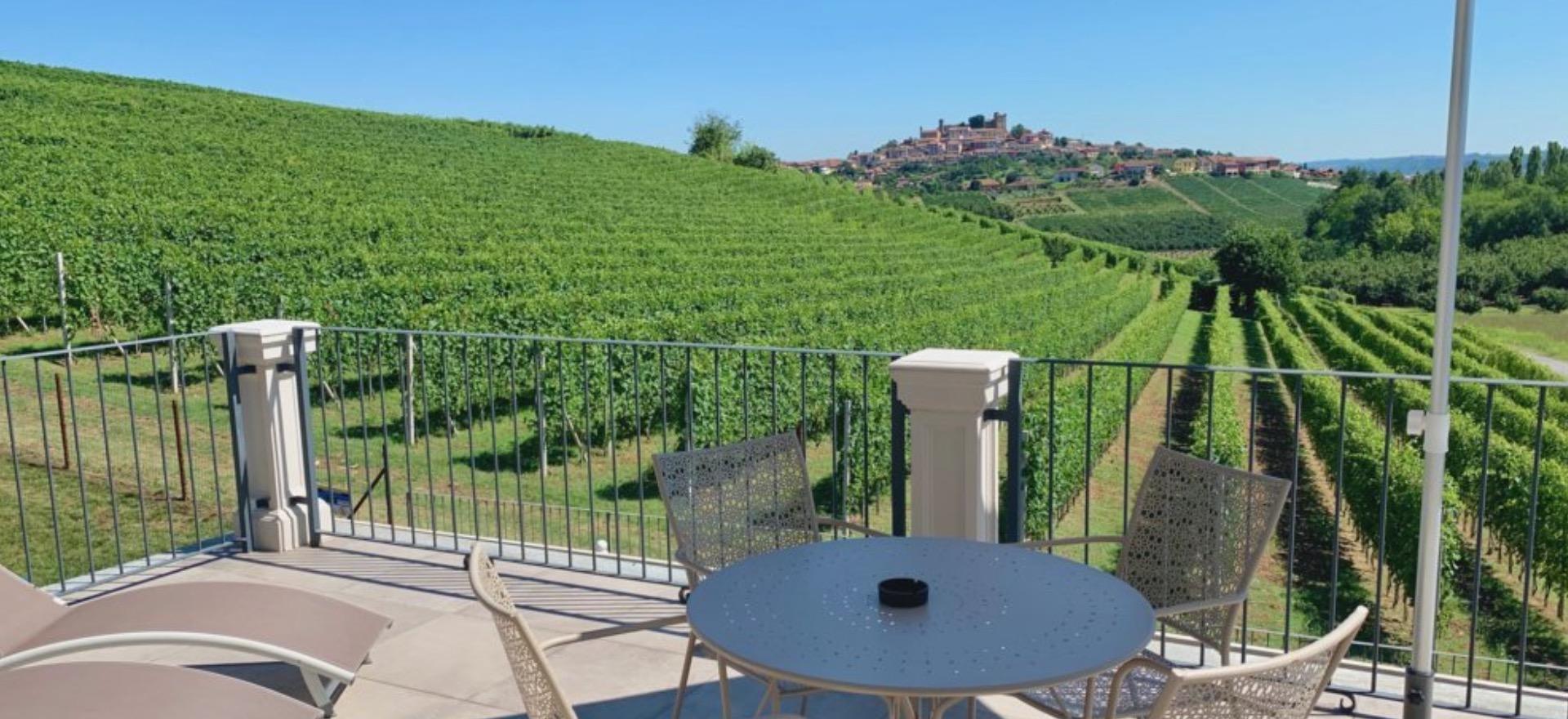 Agriturismo Piemont Ferienwohnungen mit Pool im Piemont