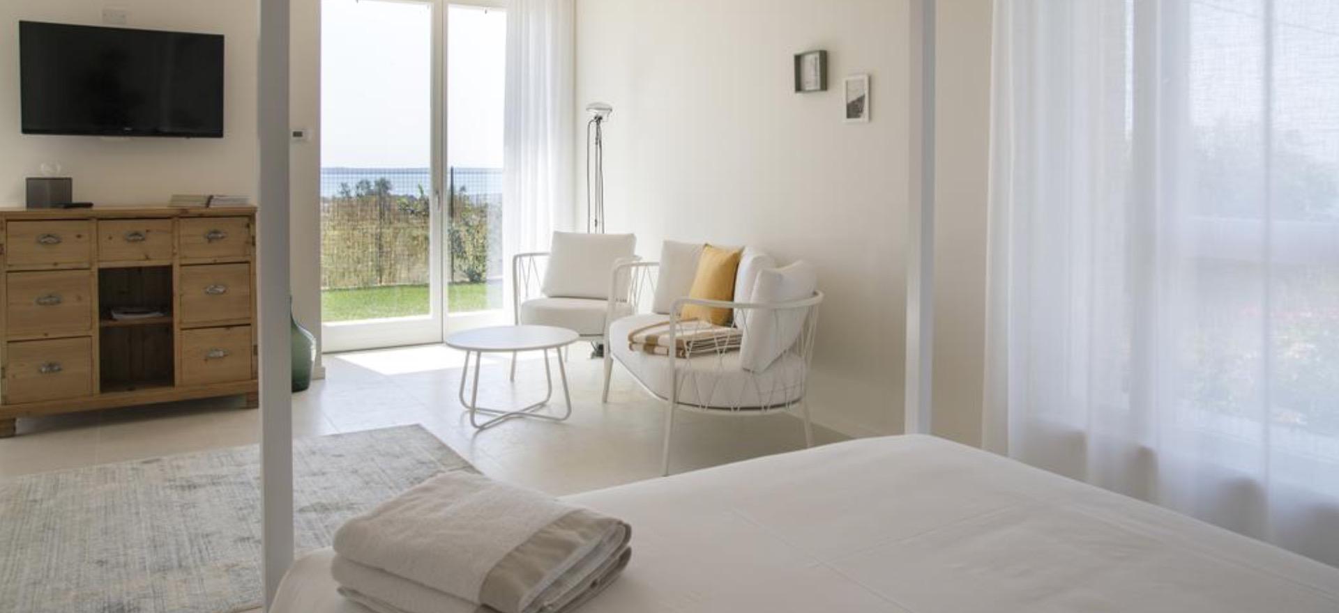 Agriturismo Comer See und Gardasee Gemütlicher Agriturismo mit Blick auf den Gardasee