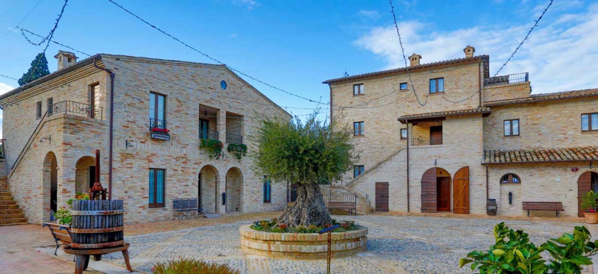 Agriturismo Marken Agriturismo Marken, romantisch und mit Restaurant