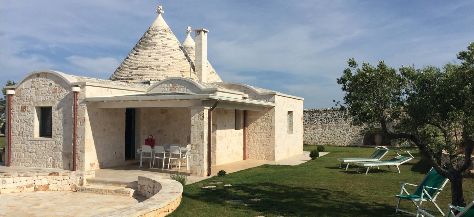 Agriturismo Apulien Trullo mit privatem Pool in Olivenhain