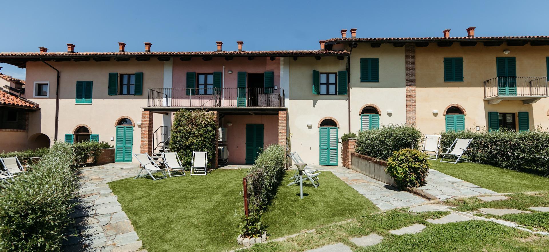 Agriturismo Piemont Weingut Piemont: Ferienwohnungen, Pool, Restaurant