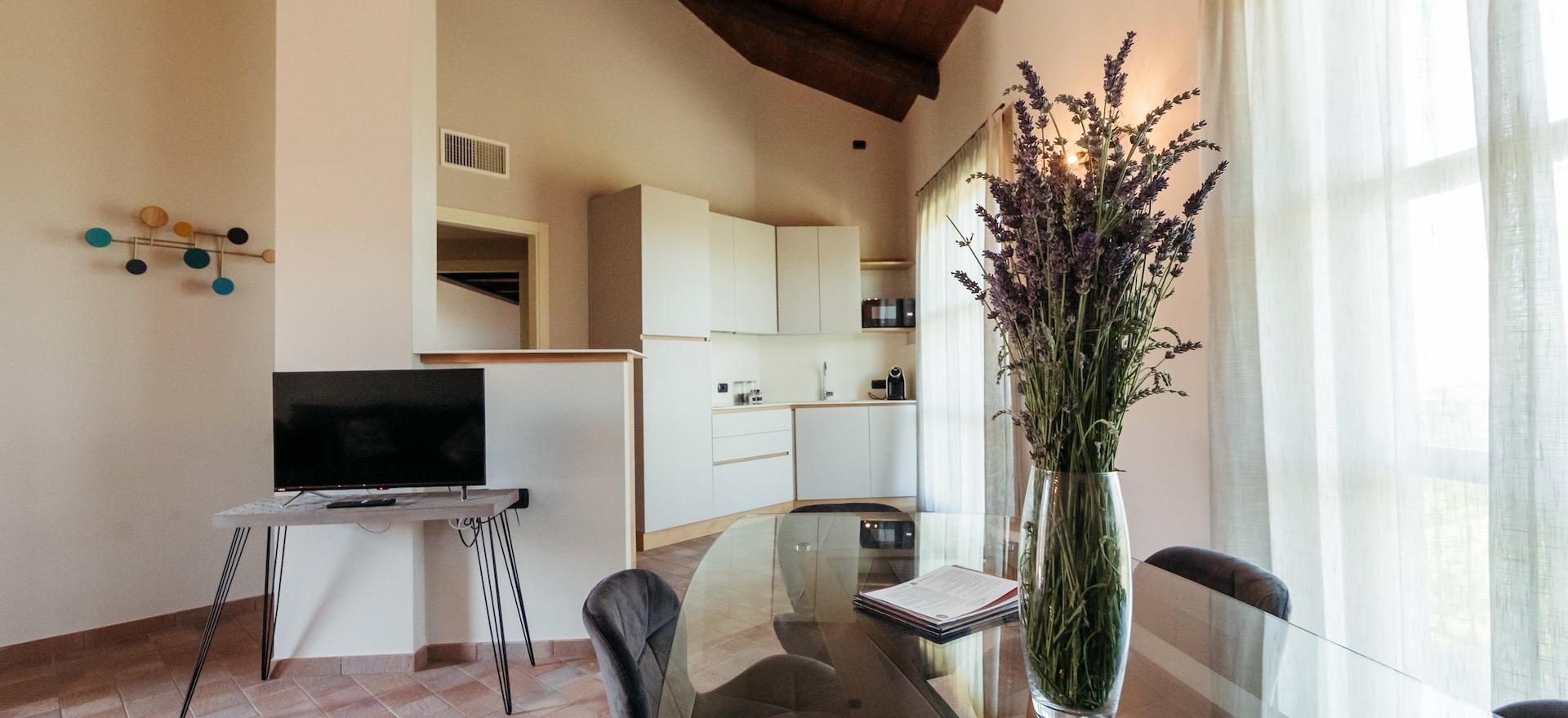 Agriturismo Piemont Weingut Piemont: Ferienwohnungen, Pool, Restaurant