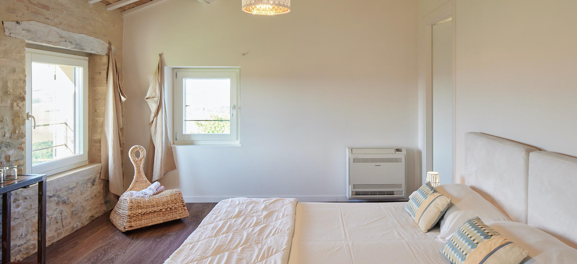 Agriturismo Marken Wunderschön gelegenes Landhaus mit Bistro